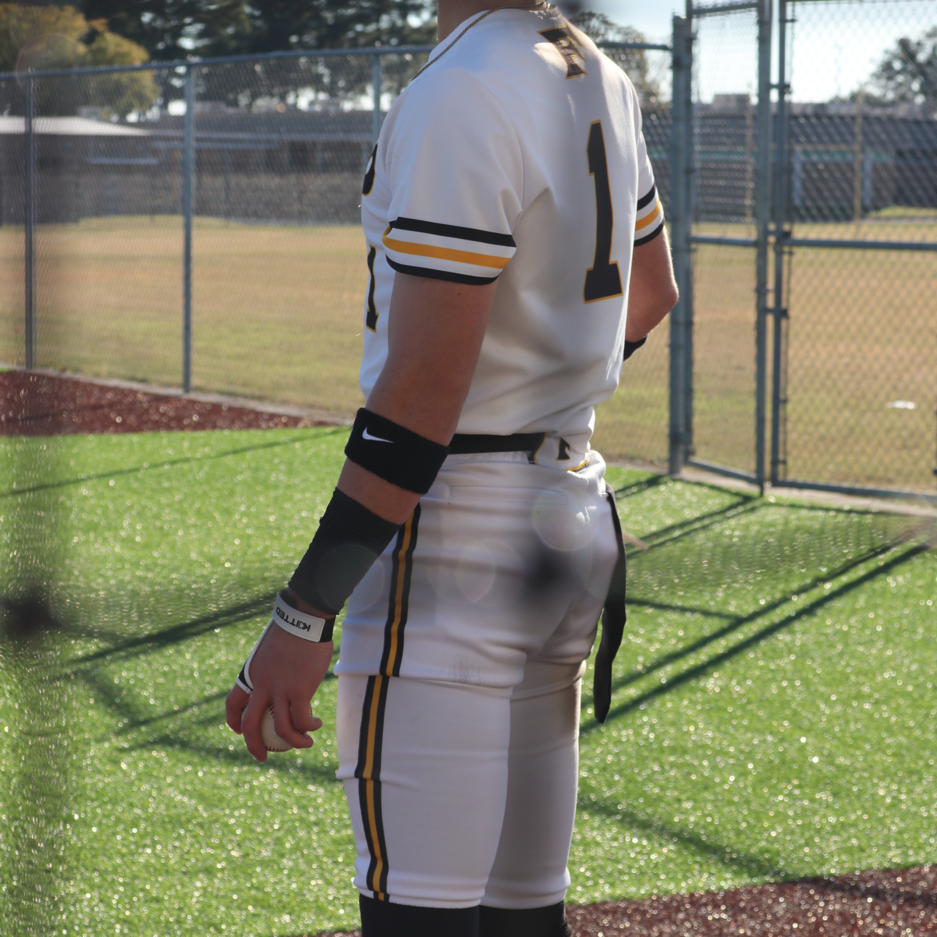 SpinGrip Baseball – Enhanced Control Training Ball