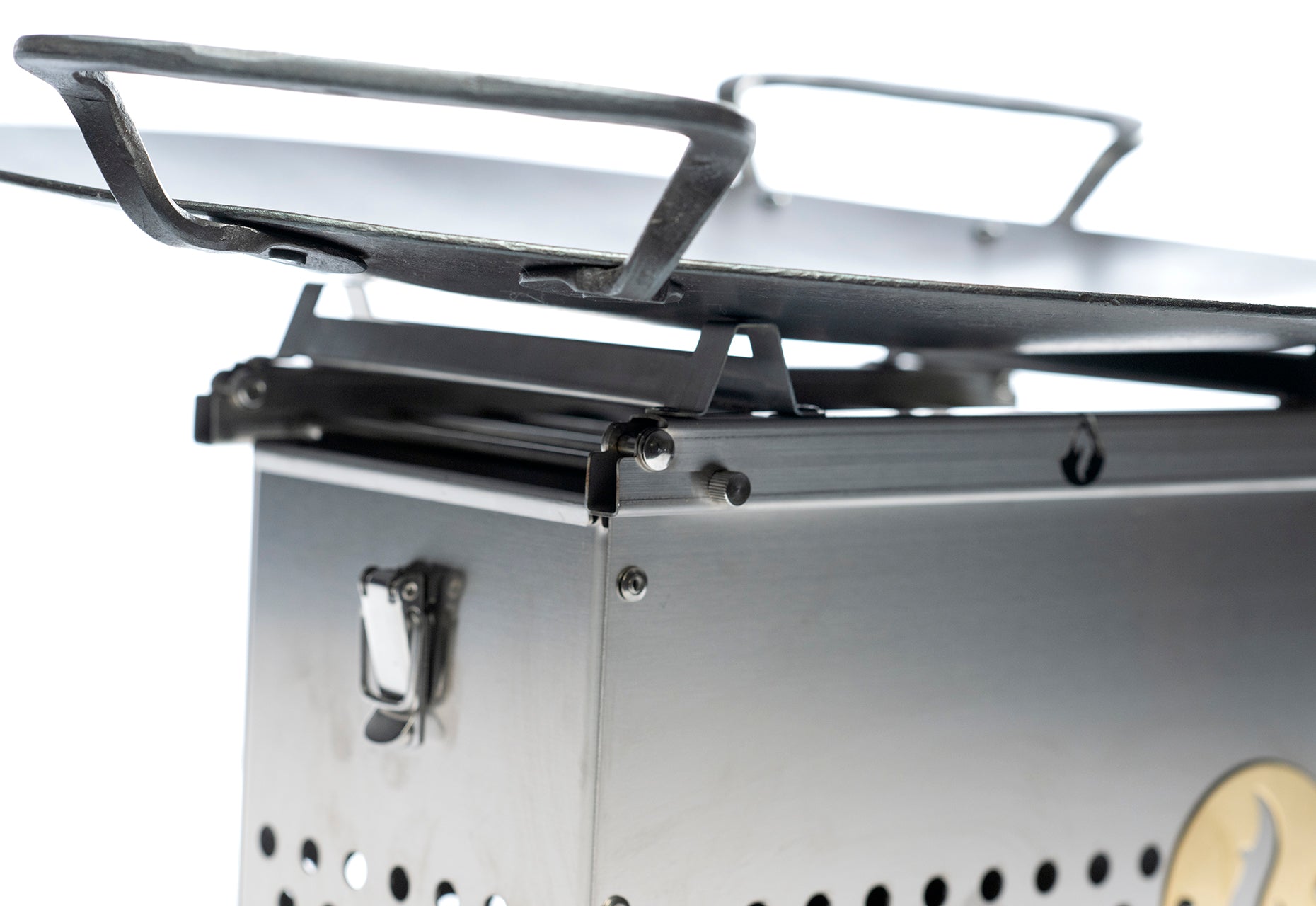 LavaBox Campfire Kitchen – All-in-One Cooking & Fire System