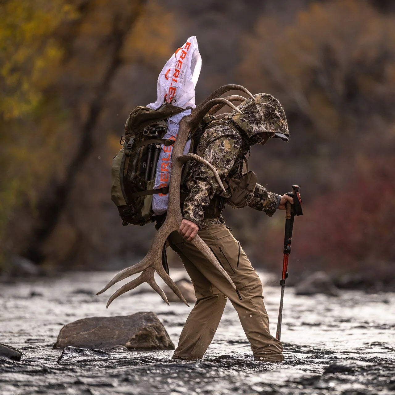 Eberlestock Team Elk Pack | Lightweight Hunting Pack w/ Rifle Scabbard
