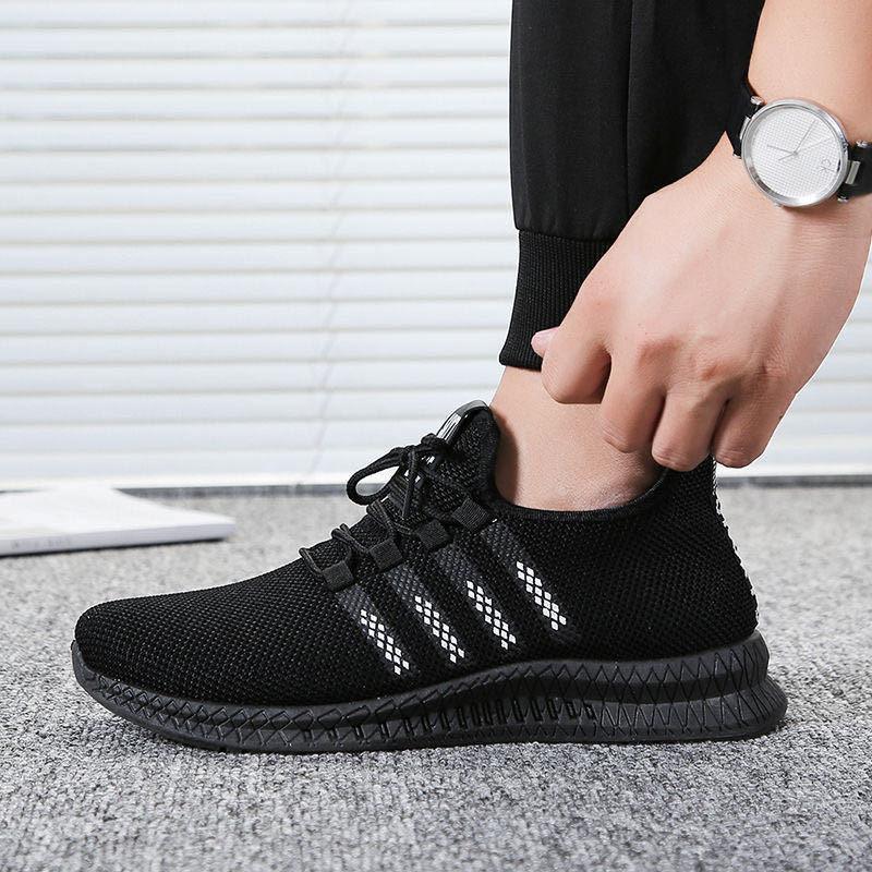 Men’s Lightweight Slip-On Running Shoes – Breathable Summer Athletic Sneakers