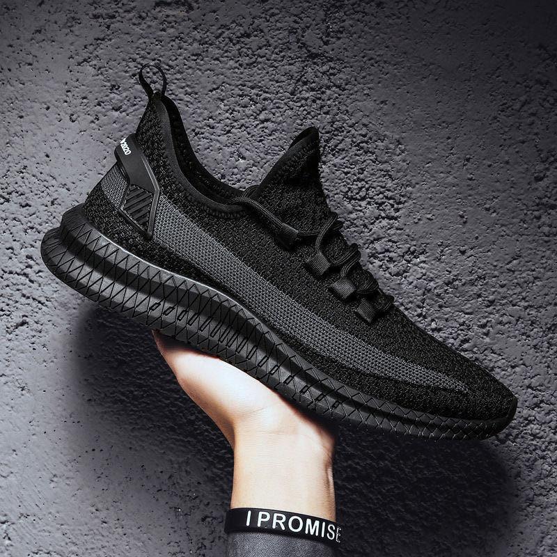 Men’s Lightweight Slip-On Running Shoes – Breathable Summer Athletic Sneakers